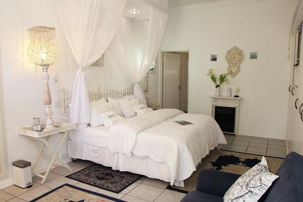 Belurana River Manor Hotel Upington Room photo